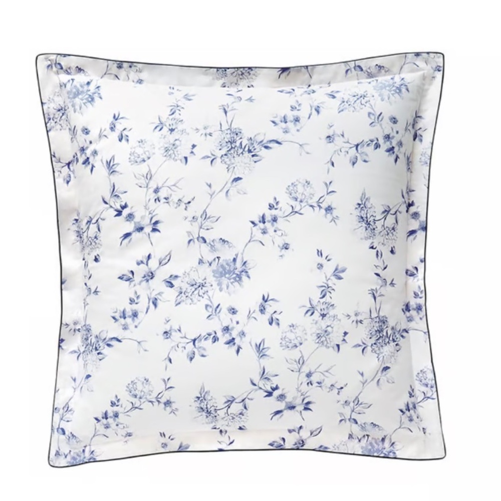 Anne de Solene Malacca Bleu Percale 200TC Pillowcase